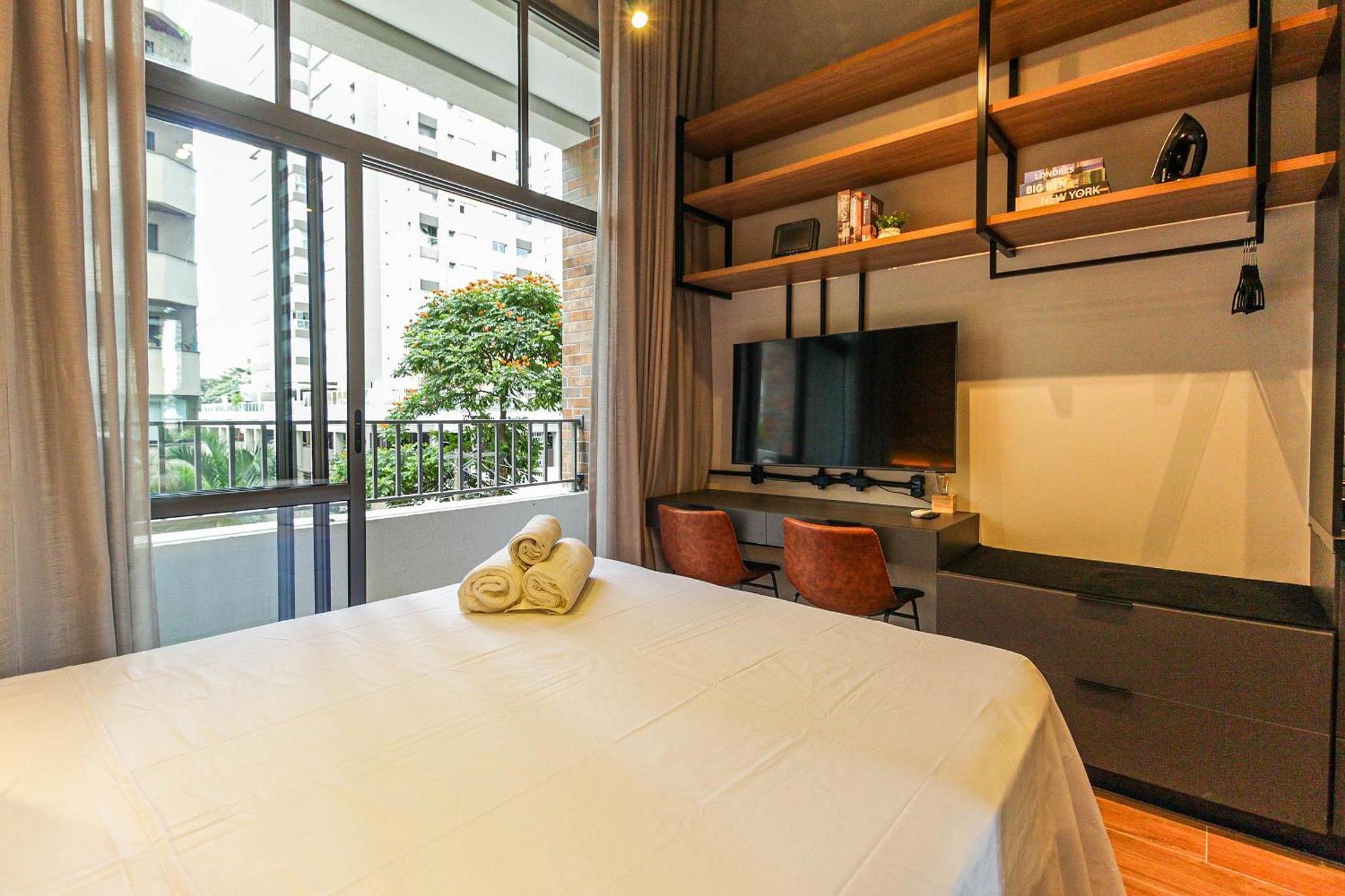By315 - Apto Sofisticado | Metro Brooklin 500m Apartamento *