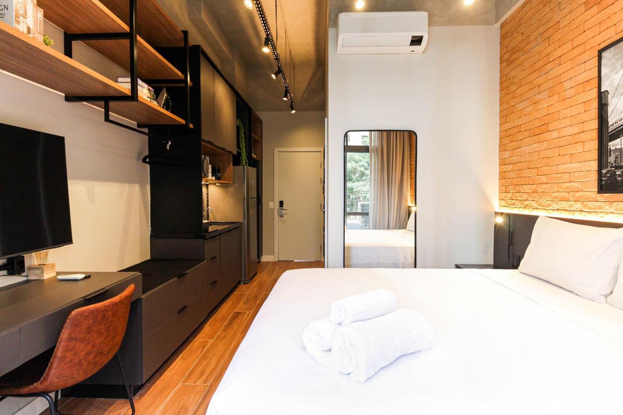 By315 - Apto Sofisticado | Metro Brooklin 500m Apartamento
